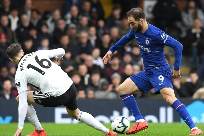 牌类中的情绪管理（牌类游戏中的情绪调控）