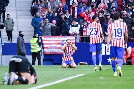 税后年薪450万欧跟队：米兰已决定500万欧买断沃克，签约2年